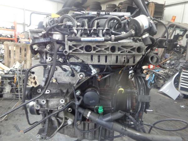 MOTEUR RENAULT 2.0 ESSENCE CODE F4RA700 - Vue 2
